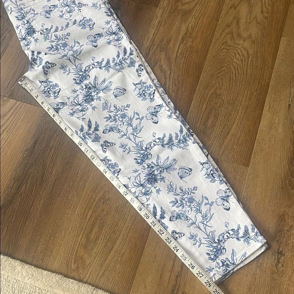 Talbot’s Slimming Ankle Jean Blue& White Butterfly Toile Print Size 14 - Picture 9 of 14
